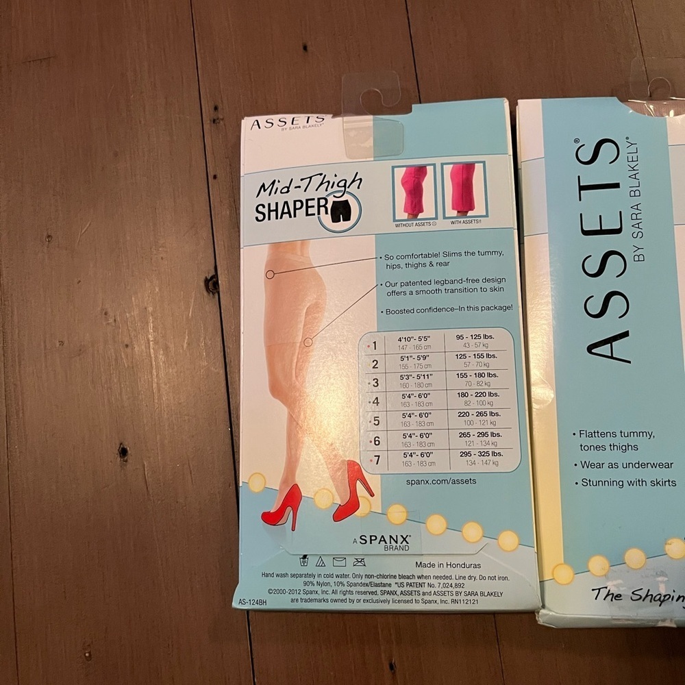 ASSETS by Sara Blakely Nude Mid-Thigh Shaper​​